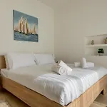Stunning Penthouse With Spacious Terrace By 360 Estates Слима
