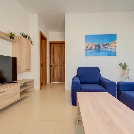 Stunning Penthouse With Spacious Terrace By 360 Estates Lägenhet
