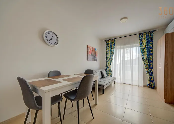 Stunning Penthouse With Spacious Terrace By 360 Estates Appartement *