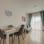 Stunning Penthouse With Spacious Terrace By 360 Estates Appartement *