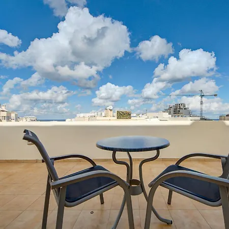 Apartment Stunning Penthouse With Spacious Terrace By 360 Estates