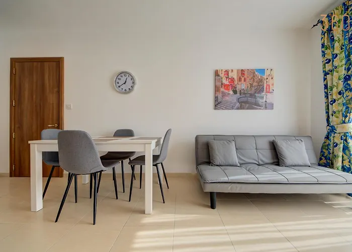 Apartment Stunning Penthouse With Spacious Terrace By 360 Estates