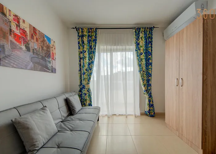 Stunning Penthouse With Spacious Terrace By 360 Estates Apartment Sliema