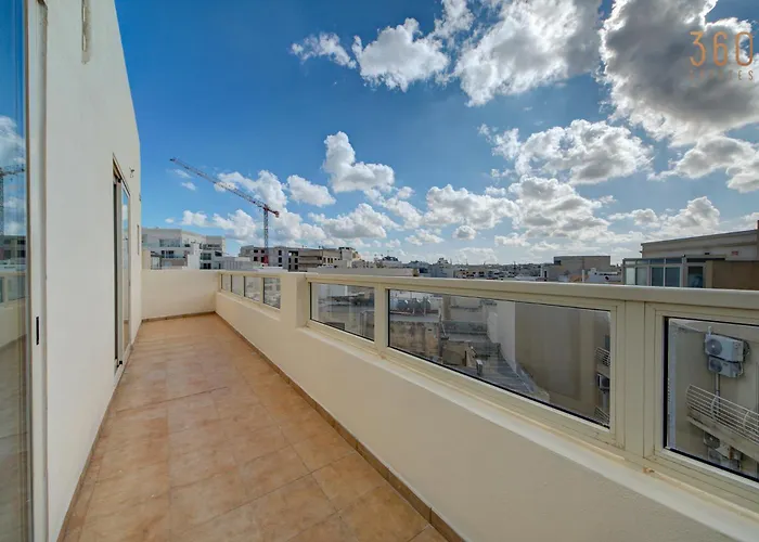 Stunning Penthouse With Spacious Terrace By 360 Estates Apartman *