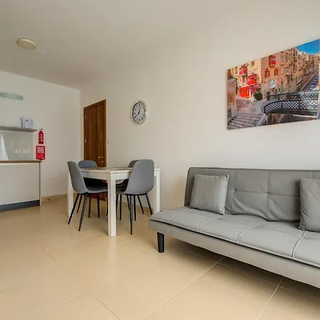 Apartment Stunning Penthouse With Spacious Terrace By 360 Estates