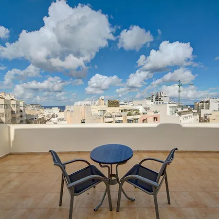 Stunning Penthouse With Spacious Terrace By 360 Estates * Слима