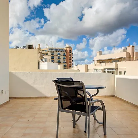 Apartment Stunning Penthouse With Spacious Terrace By 360 Estates *